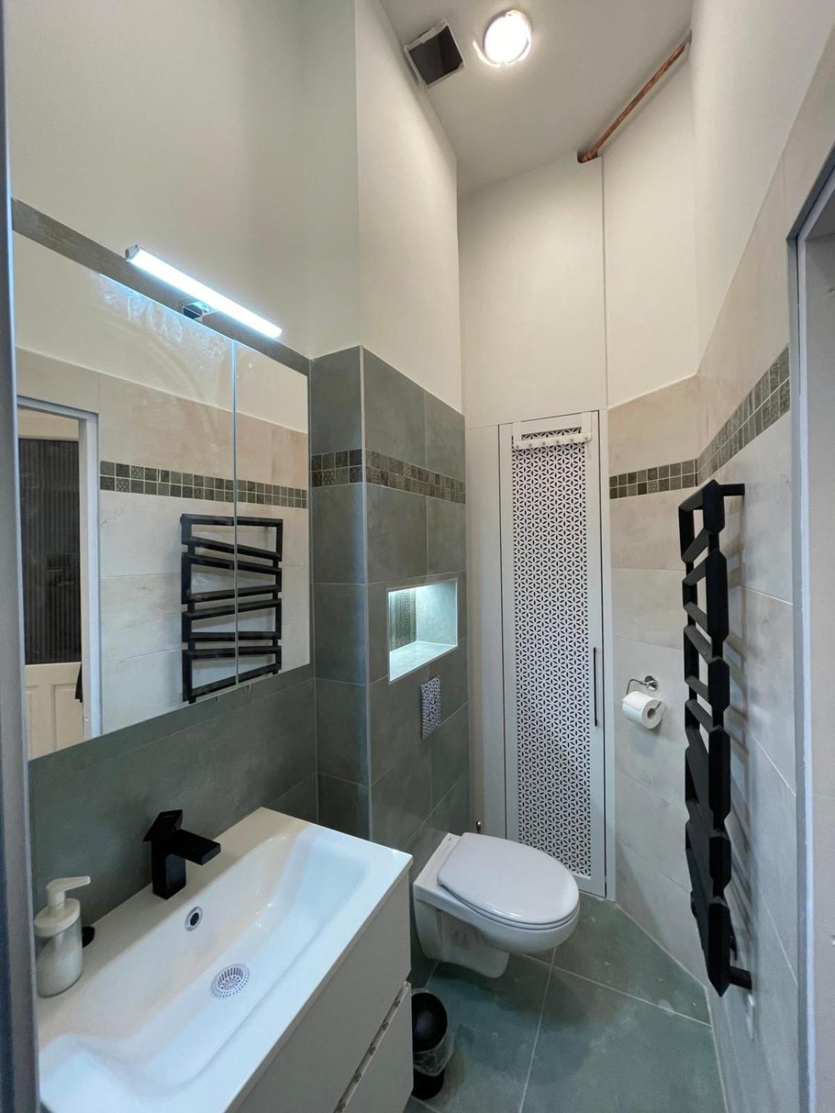Szekely Apartment Near Deak Ferenc Square With Free Parking In Garage Budapešť Exteriér fotografie