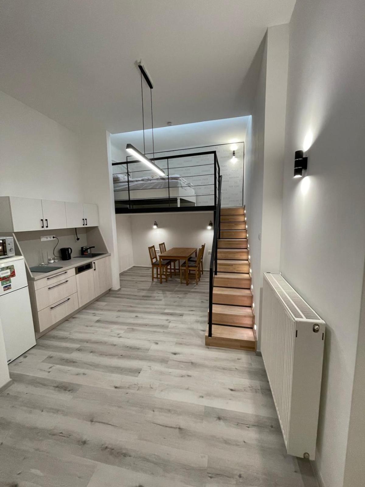 Szekely Apartment Near Deak Ferenc Square With Free Parking In Garage Budapešť Exteriér fotografie
