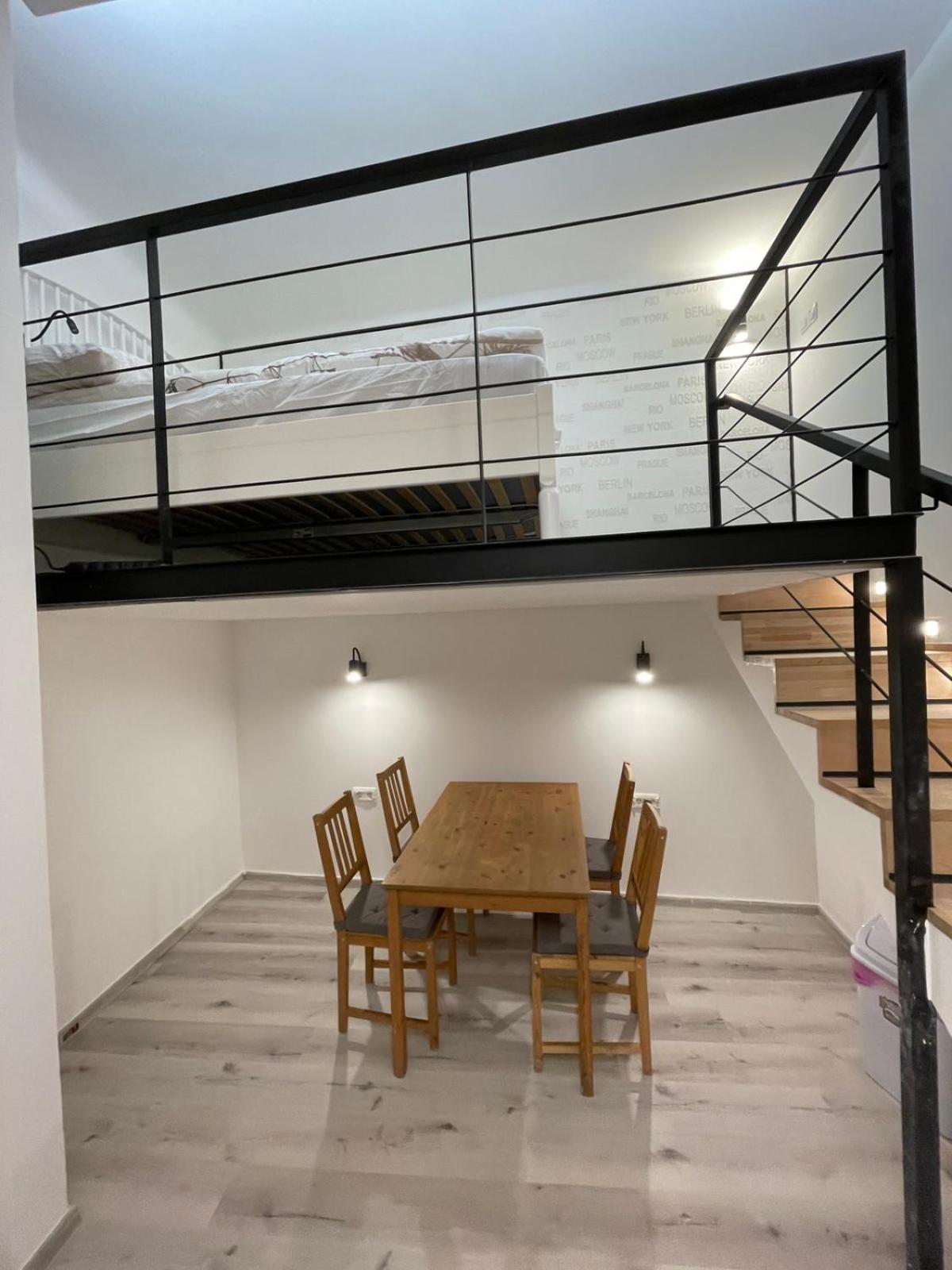 Szekely Apartment Near Deak Ferenc Square With Free Parking In Garage Budapešť Exteriér fotografie